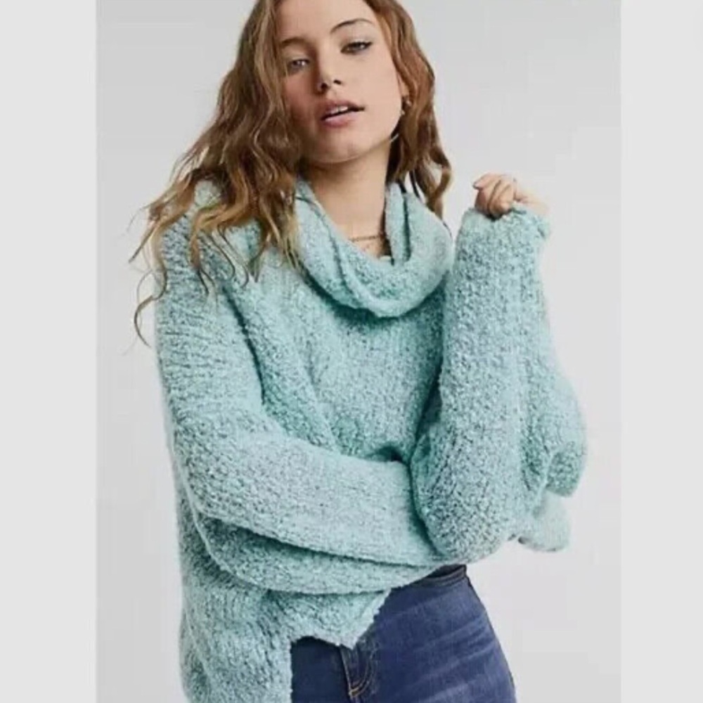 Aqua star blue Free People turtle neck